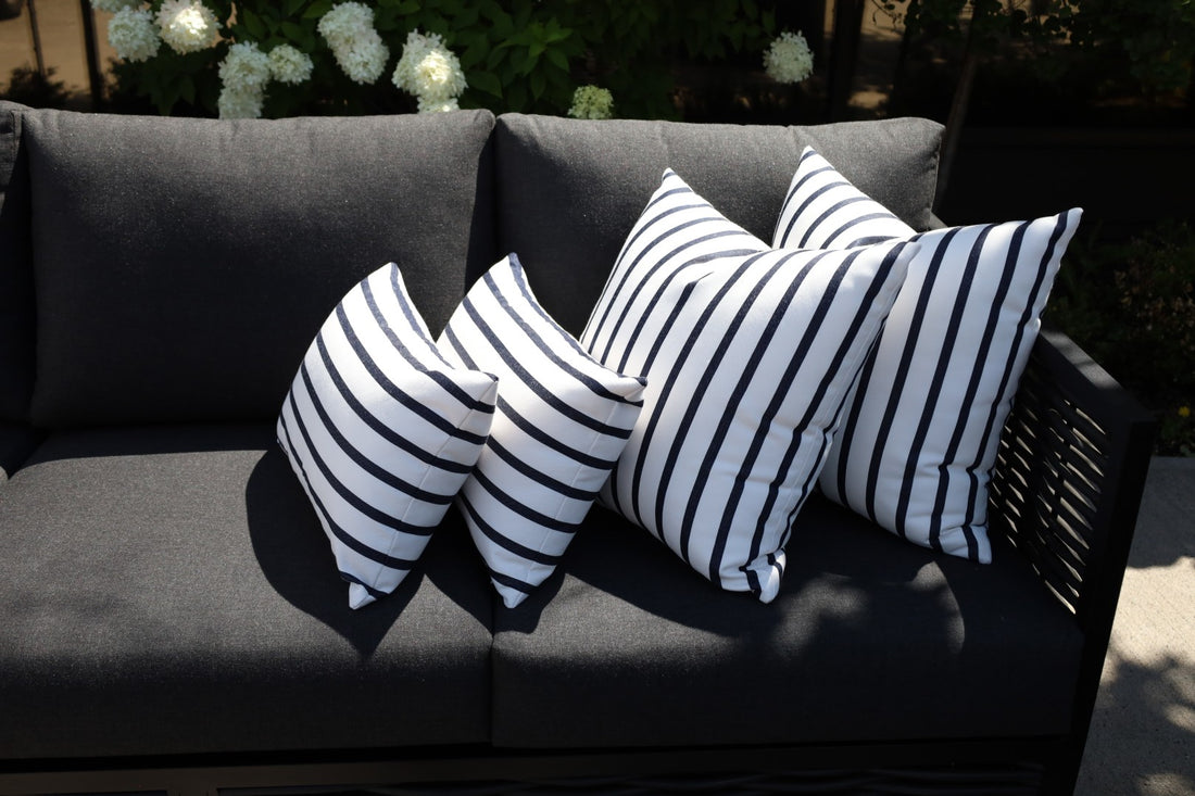 CINTIN Sunbrella Lido Indigo Outdoor Pillow Set of 4